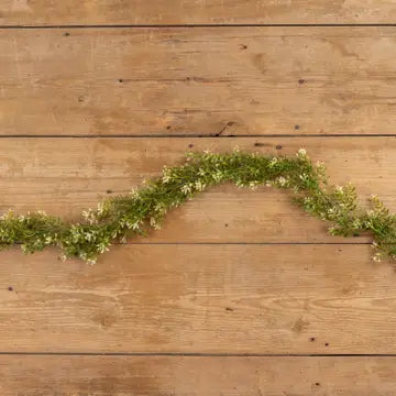 6' New England Boxwood & berries garland
