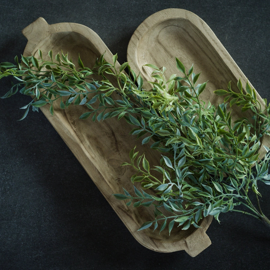 25" Soft Green tea leaf vine