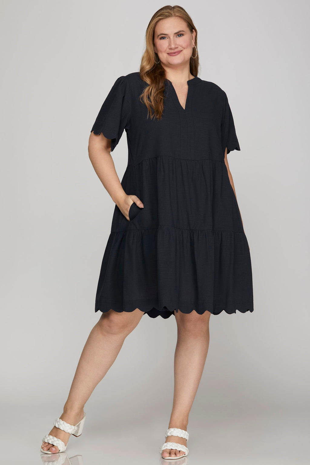 Curvy Linen Short Sleeve Scalloped Hem Dress