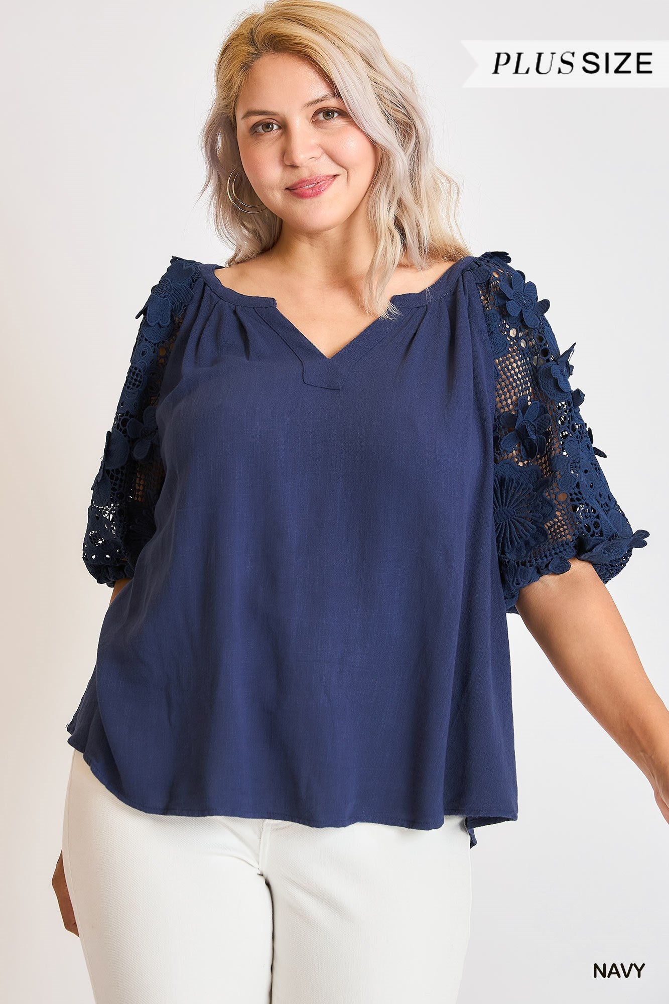 Curvy cutout sleeve linen top